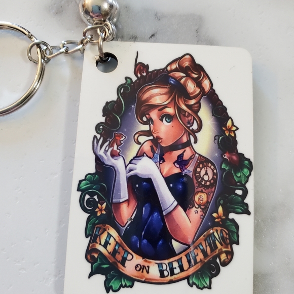 Keep on Believing Cinderella Keychain - Picture 5 of 5